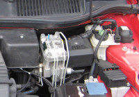 Odpowietrzanie układu ABS w samochodzie